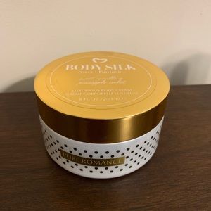 Pure Romance body silk sweet Fantasie